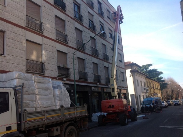 Isolamento condominio. Insufflaggio muri perimetrali. Novi Ligure, Alessandria.