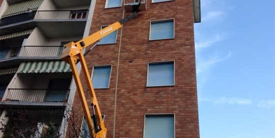 Isolamento condominio. Insufflaggio muri perimetrali. Novi Ligure, Alessandria (AL).