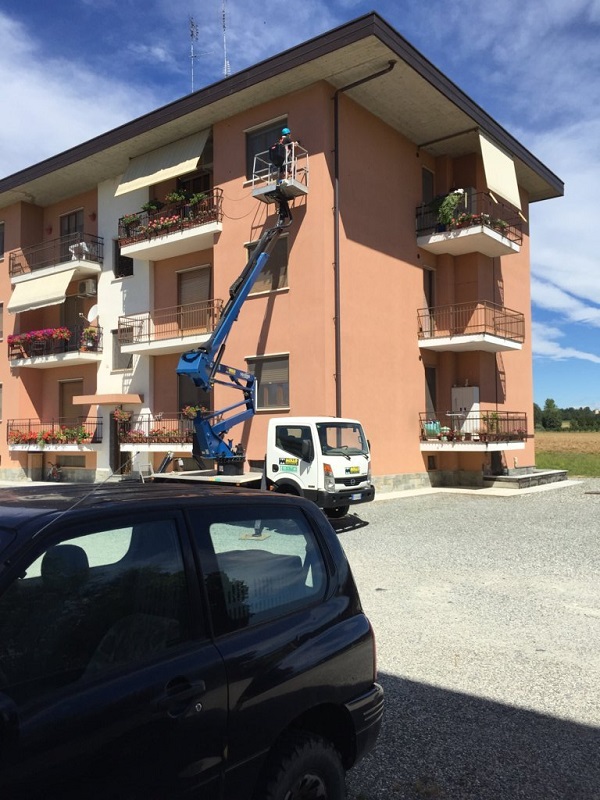 Isolamento casa. Insufflaggio muri perimetrali. Pontestura (AL).