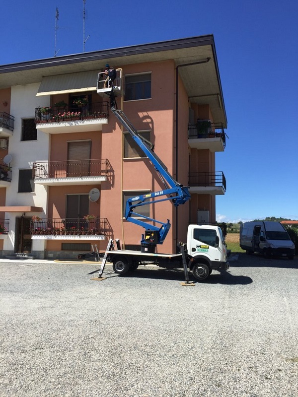 Isolamento casa. Insufflaggio muri perimetrali. Pontestura (AL).